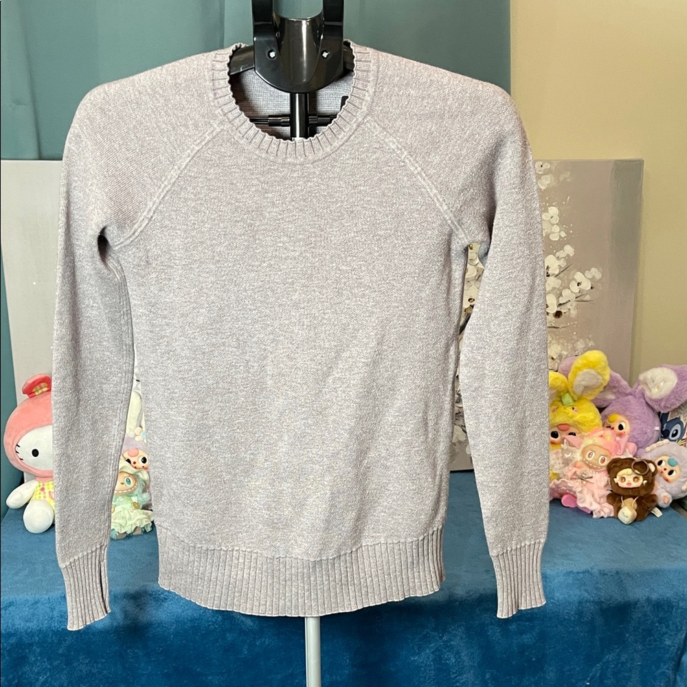 Lululemon purple sweater size 4/6